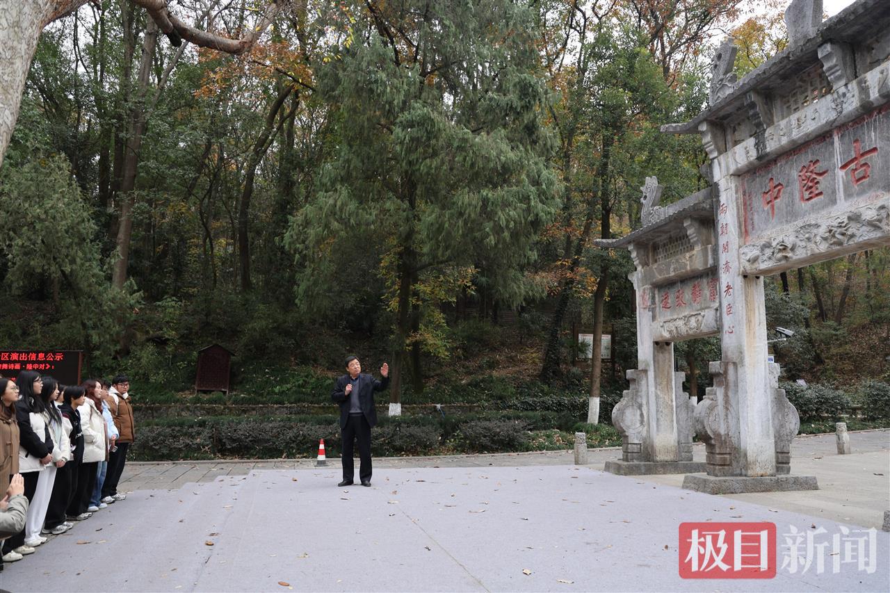 a427919e5760cdf5434bf30805b060b6.jpg a427919e5760cdf5434bf30805b060b6.jpg